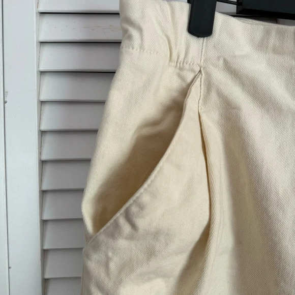 Zara High Rise Button Fly Cream Colored Shorts Size XL - Picture 4 of 7